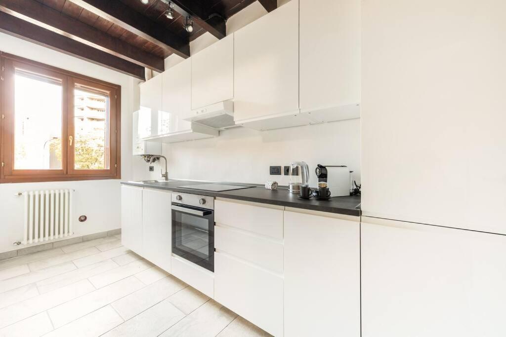 Appartamento Unico A Bologna Con 3 Camere E Parcheggio Gratuito Exteriör bild